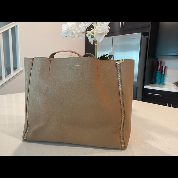 Celine Tote Bag - Picture 3 of 8